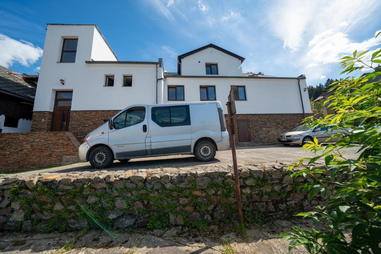 Apartmany Na Sumave Stachy Екстер'єр фото